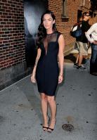95904_Preppie_-_Megan_Fox_at_the_Late_Show_with_David_Letterman_-_June_25_2009_913_1332_122_554lo.jpg
