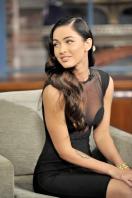 97562_Preppie_-_Megan_Fox_at_the_Late_Show_with_David_Letterman_-_June_25_2009_2148_122_258lo.jpg