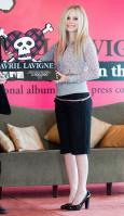 99558_Avril_Lavigne_The_Best_Damn_Thing_News_Conferende_in_Hong_Kong_13_122_1175lo.jpg