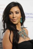 R09EX0R25S_Kim_Kardashian_40_Gabrielles_Angel_Foundation_Angel_Ball_2010_-_Oct_21_37_.jpg