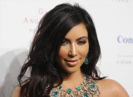 T44BHPEINS_Kim_Kardashian_40_Gabrielles_Angel_Foundation_Angel_Ball_2010_-_Oct_21_32_.jpg