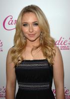 90569_celeb-city.org_Hayden_Panettiere_party_at_Hyde_02-21-2008_012_123_196lo.jpg