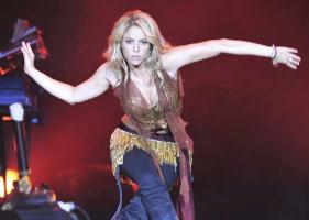 Shakira dancing on stage