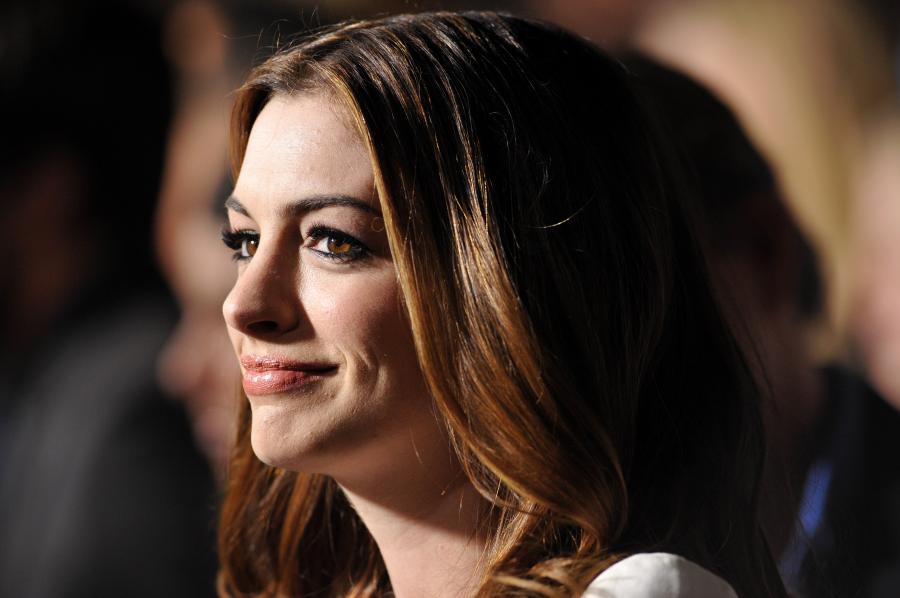 89499_s_ah_love_and_other_drugs_opening_night_gala_afi_fest_20101104_99_122_166lo.jpg
