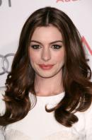 88063_s_ah_love_and_other_drugs_opening_night_gala_afi_fest_20101104_58_122_193lo.jpg