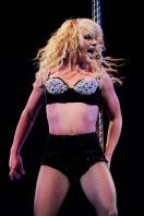 28562609_s_Starring_Britney_Spears_Performance_03-03-2009_003_123.jpg