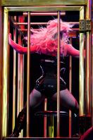 28563619_s_Starring_Britney_Spears_Performance_03-03-2009_019_123.jpg