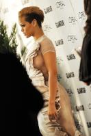 94722_Rihanna_Glamour_Magazine_Honors_The_2009_Women_of_the_Year_7156_123_455lo.jpg