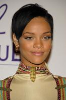 94841_Rihanna_546_122_1125lo.jpg