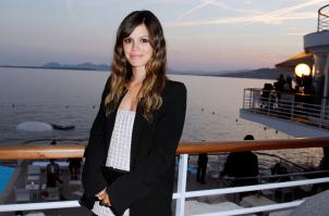 71177_RachelBilsonChanelCruiseFashionshow_2011_016_122_9lo.jpg