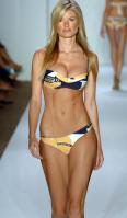 29175_Marisa_Miller_Photoshoots_1_Runways_273_122_541lo.jpg