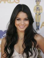 04745_VanessaHudgens_2010MTVMovieAwards_6thJune_048_122_372lo.jpg