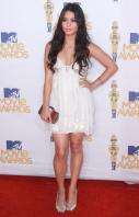 06242_VanessaHudgens_2010MTVMovieAwards_6thJune_015_122_141lo.jpg