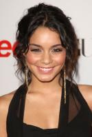 22647_Vanessa_Hudgens_Teen_Vogue_Young_Hollywood_Party_09-18-2008_0006_122_594lo.jpg