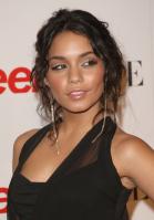 22688_Vanessa_Hudgens_Teen_Vogue_Young_Hollywood_Party_09-18-2008_0017_122_253lo.jpg