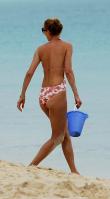 02923_Celebutopia_Uma_Thurman_on_holiday_in_the_Caribbean_29_122_461lo.jpg