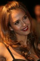 38629_jessica_alba_ff4_8__122_364lo.jpg