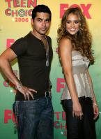 62260_celeb_city_122_400lo.jpg