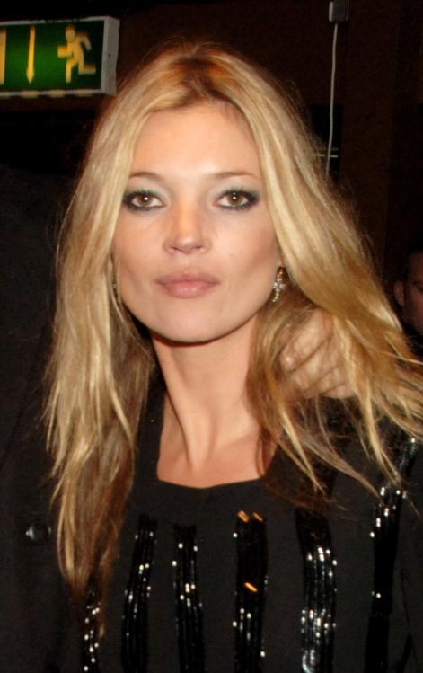 86135_Celebutopia.net_Kate_Moss_28_122_130lo.jpg