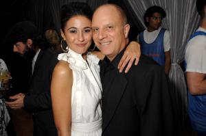 82329_EMMANUELLE_CHRIQUI_Season_Premiere_of_Entourage_April_3_07_StaticNine_001_122_228lo.jpg