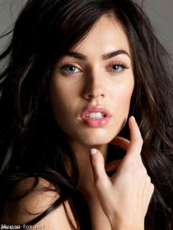 36901_Max_Vadukul_Megan-fox_net_61468_122_82lo.jpg