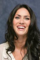 006409762_UploadedByKurupt_Megan_Fox_Transformers_press_conference_portraits_by_Munawar_Hosain_12_122_489lo.jpg