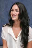 063849955_UploadedByKurupt_Megan_Fox_Transformers_press_conference_portraits_by_Munawar_Hosain_28_122_19lo.jpg