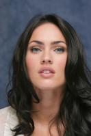 064068965_UploadedByKurupt_Megan_Fox_Transformers_press_conference_portraits_by_Munawar_Hosain_11_122_216lo.jpg