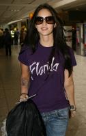 60075_MeganairportCandid_894_123_891lo.jpg