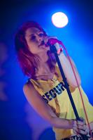 05047_HayleyWilliams_2010BamboozleMusicFestival_1stMay_005_122_465lo.jpg