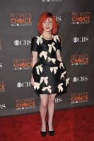 14525_HayleyWilliams_2010PeoplesChoiceAwards_6thJan_029_122_362lo.jpg