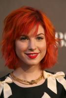 15226_HayleyWilliams_2010PeoplesChoiceAwards_6thJan_053_122_552lo.jpg