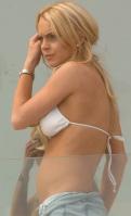 22726_lindsay-lohan-bikini-2-23_122_438lo.jpg