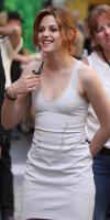 65948_kristen_stewart_today_04_122_105lo.jpg