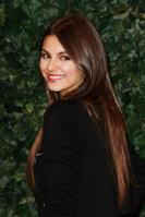 32224_VictoriaJustice_QVCRedCarpetStyleParty_Feb25th2011_005_122_644lo.jpg