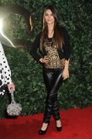 42522_VictoriaJustice_QVCRedCarpetStylePartyLA_Feb25th2011_001_122_228lo.jpg