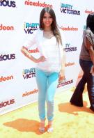 53292_VictoriaJustice_iPartywithVictoriousscreening_040611_003_122_409lo.jpg