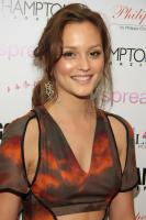 40251_Leighton_Meester_celebutopia_net_839_122_777lo.jpg