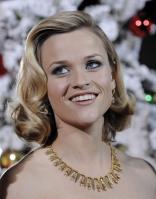 V7Y31BA0U6_Reese_Witherspoon_40_Four_Christmases_Los_Angeles_Premiere_-_November_20_9_.JPG