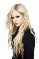 110474100_avrillavigne-2007flaremagazinenov-12tc.jpg