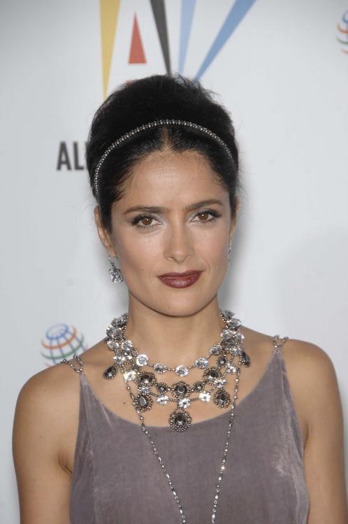 18973_salma_hayek_2009_alma_awards_075_122_483lo.jpg