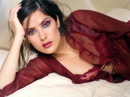Salma Hayek in lingerie with nice makeup