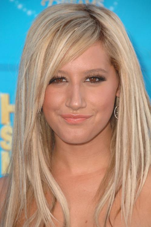 43388_ashley_tisdale_o_1_213534_122_108lo.jpg