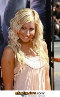 43079_AshleyTisdale_CSH_024757_122_517lo.jpg