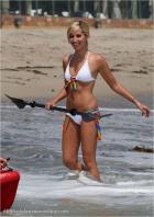 43161_ashley_tisdale_12_105185_122_82lo.jpg