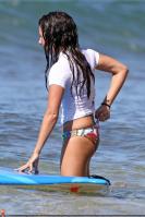 45288_ashley_tisdale_surfing_in_hawaii_on_december_31_2010_MY4EuJT_122_530lo.jpg