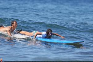 45571_ashley_tisdale_surfing_in_hawaii_on_december_31_2010_rHBC33H_122_116lo.jpg