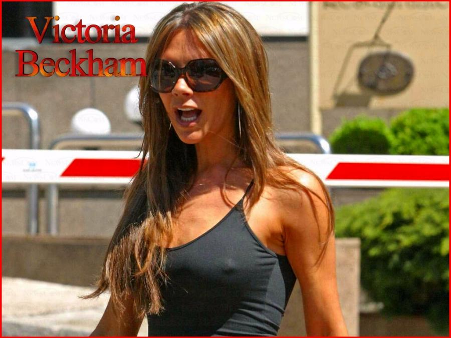 01466_victoria_beckham_wallpaper_27_122_546lo.jpg