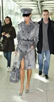 01401_Celebutopia-Victoria_Beckham_at_Heathrow_Airport-04_122_347lo.jpg