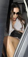 100809144_Victoria_Beckham_Scotts_Restaurant_01_122_375lo.jpg